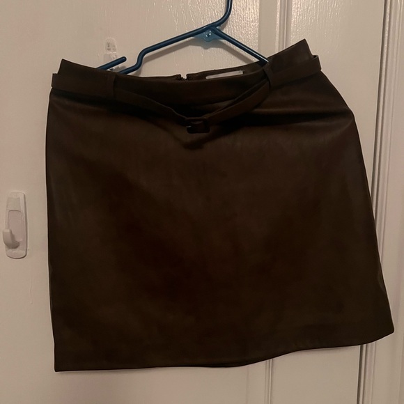 Suzy Shier Dark Brown Mini Skirt - Picture 4 of 5